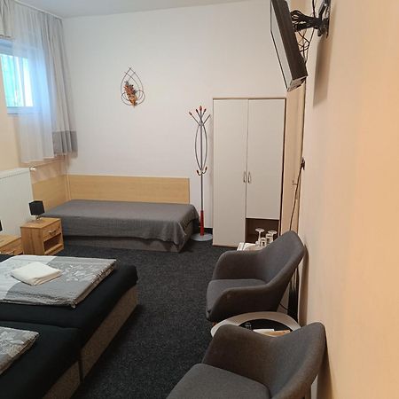Penzion Hády Brünn Exterior foto